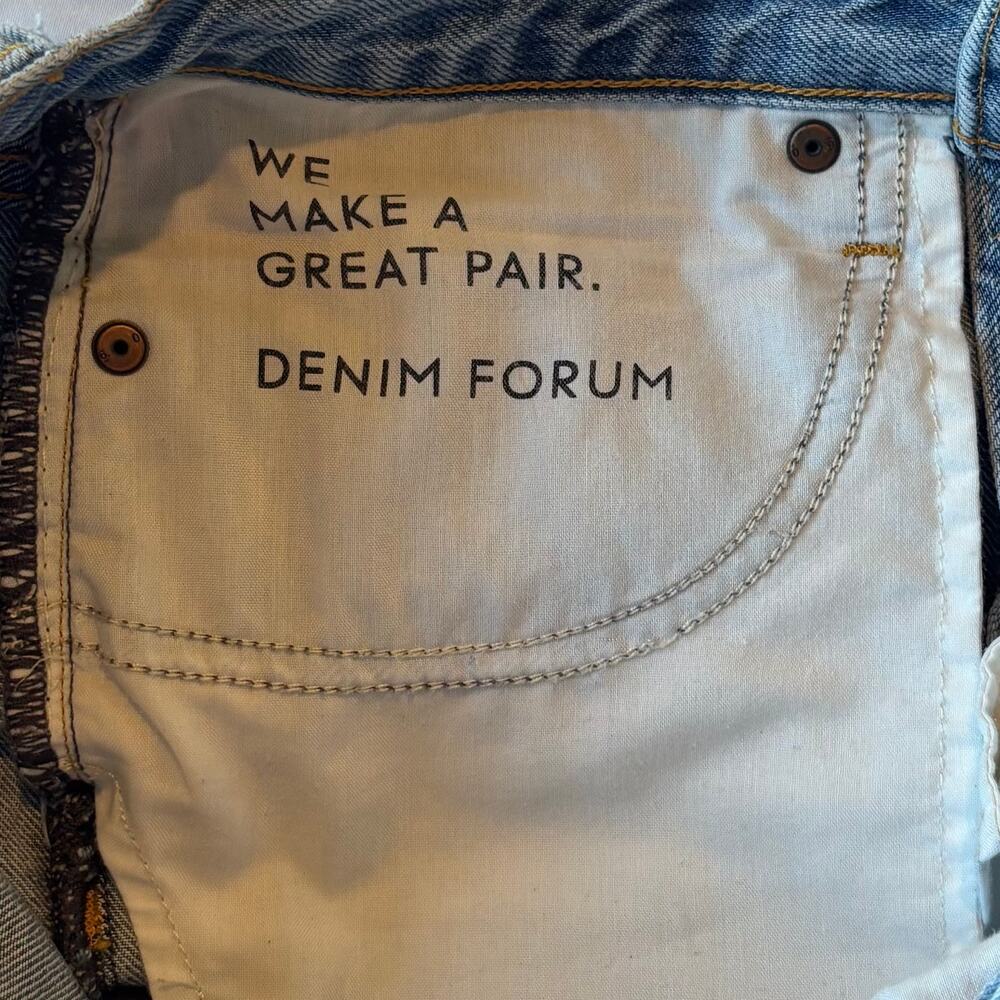 Aritzia Denim Forum Ex Boyfriend Jeans Organic Cotton Light Wash Women Size 27 - Picture 9 of 11